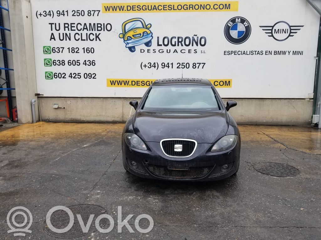 Leon (1P) Leon  5P0857511D