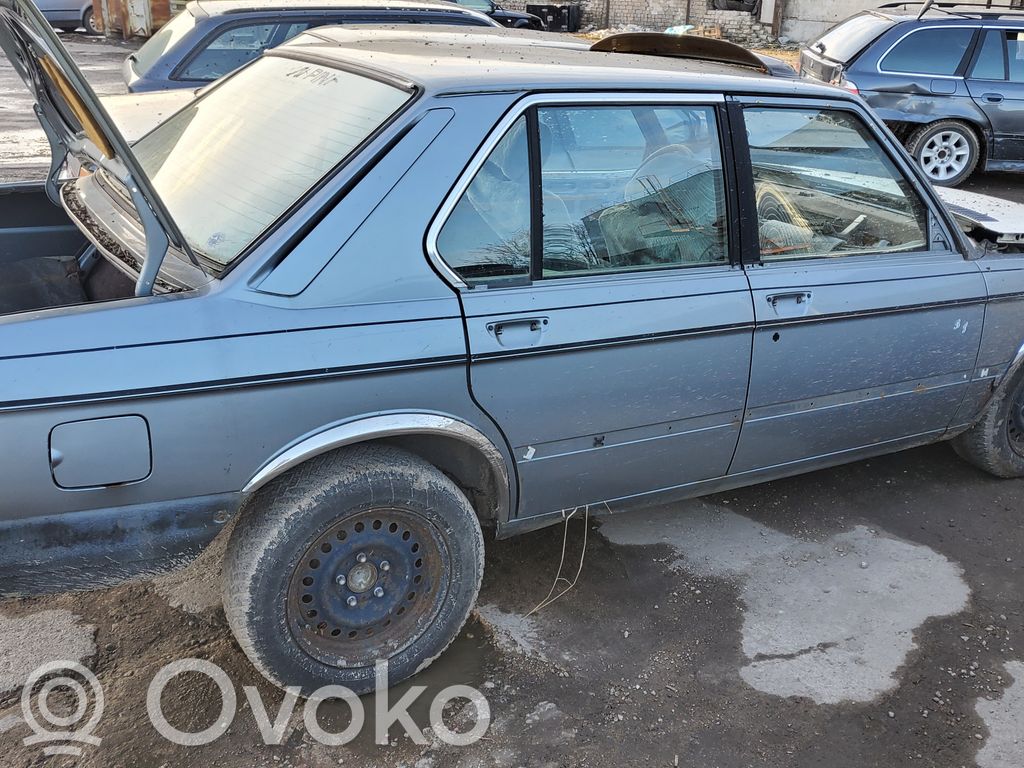 5 E28 Series 5  1714997