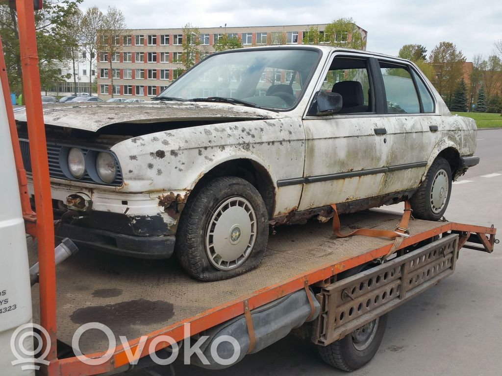 3 E30 Series 3  1133486