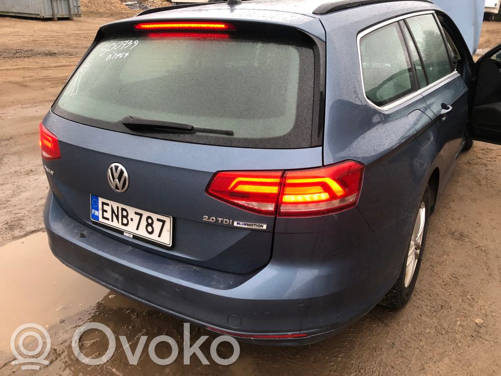 PASSAT B8 Passat  3G1819402A