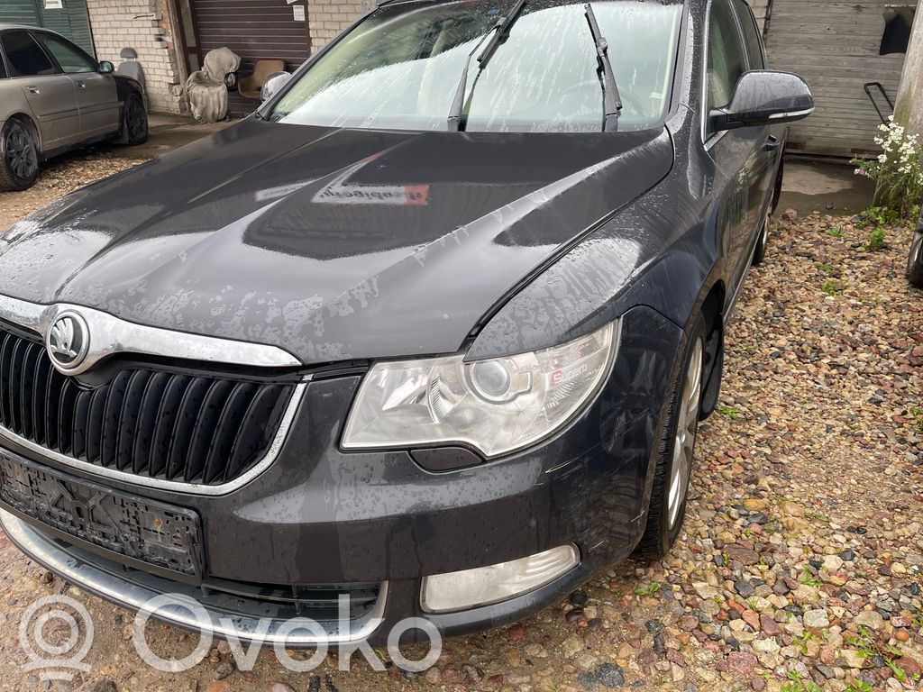 Superb B6 (3T) Superb  3T0907115