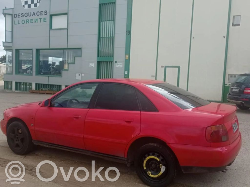 A4 S4 B5 8D A4, S4  ROJO