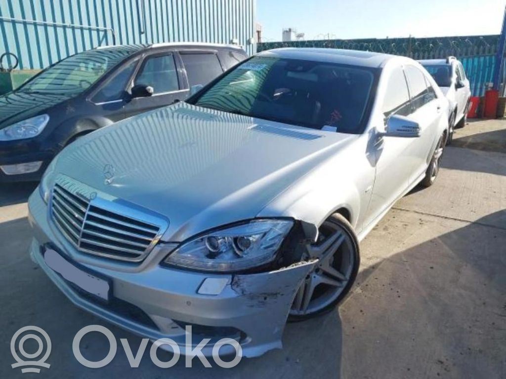 S W221 S-class, AMG (W126, W140, W220, W221, W222)  A2218801405
