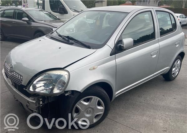 Yaris Yaris  811300D080
