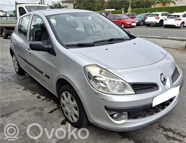 Clio III Clio  104016
