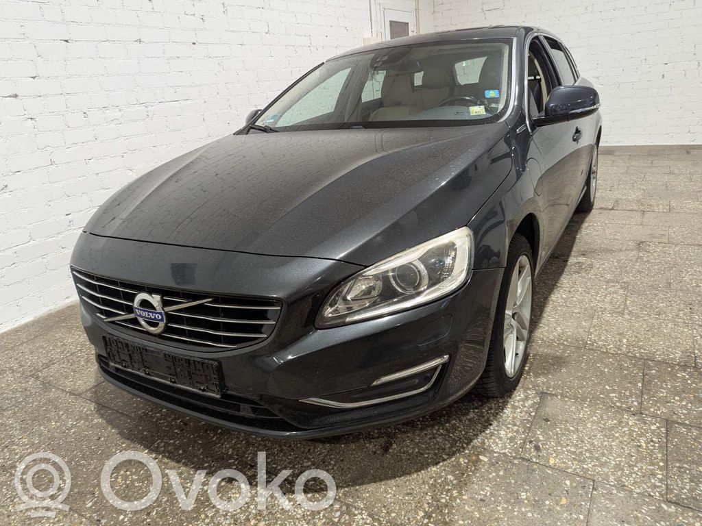 V60 V60, V60 Cross Country  31352770