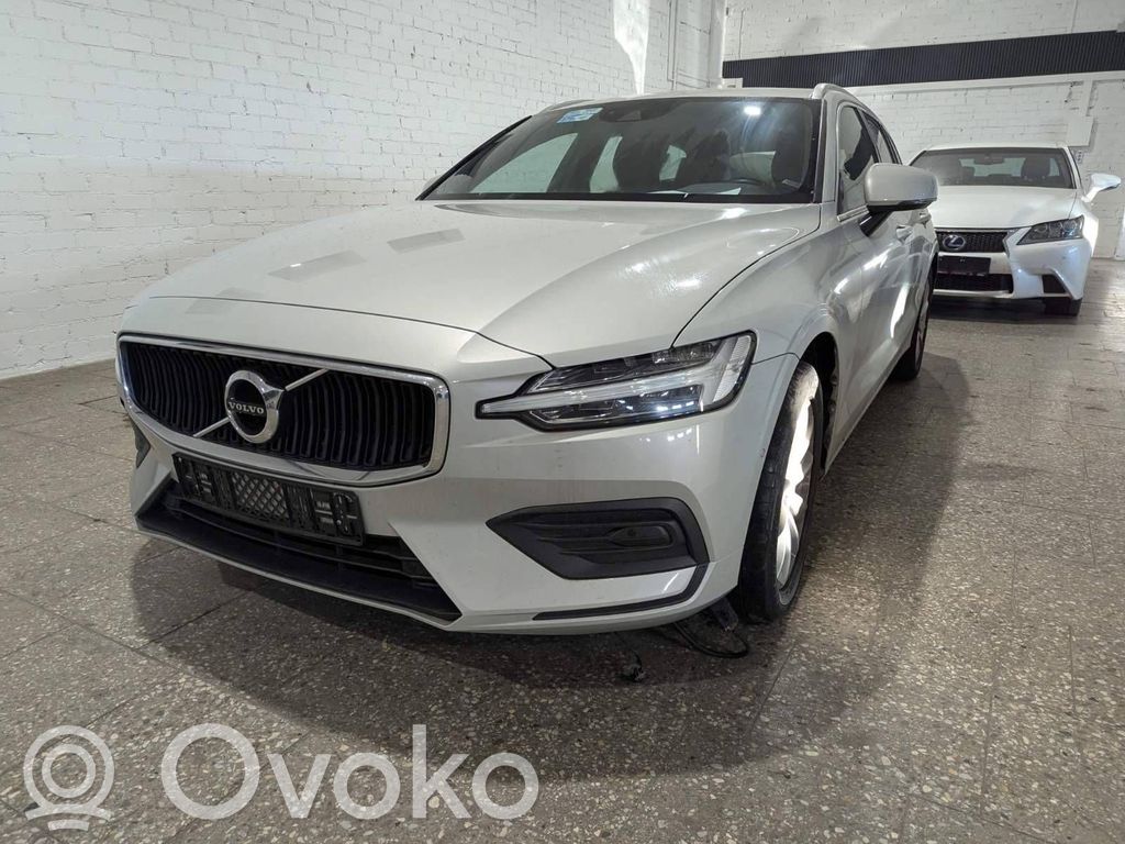 V60 V60, V60 Cross Country  31439594