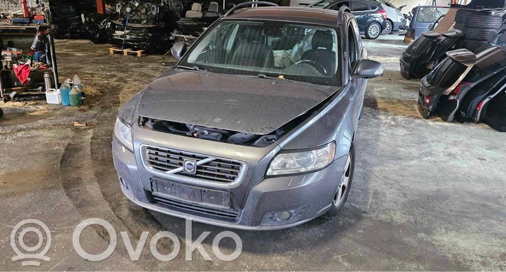 V50 V50