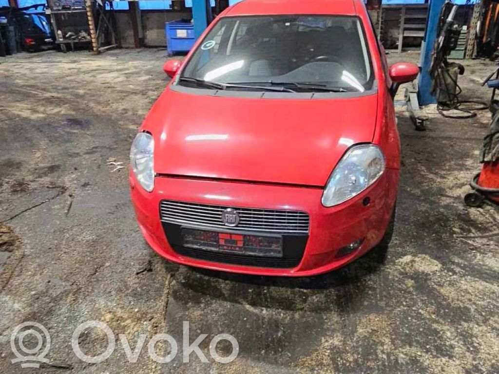 Punto (199) Punto  51880758