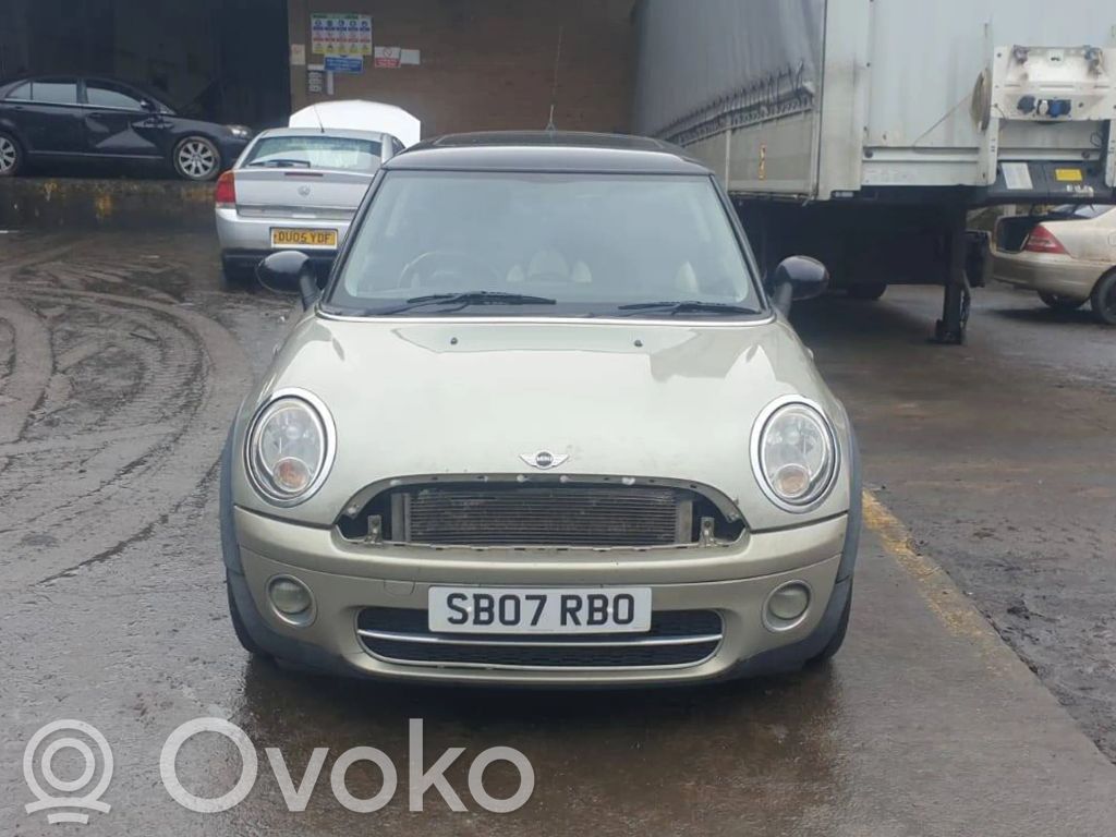 One - Cooper Coupe R56 One/Cooper Coupe R56