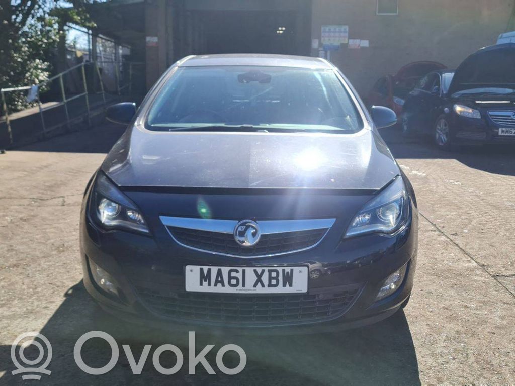 Astra J Astra  13288744