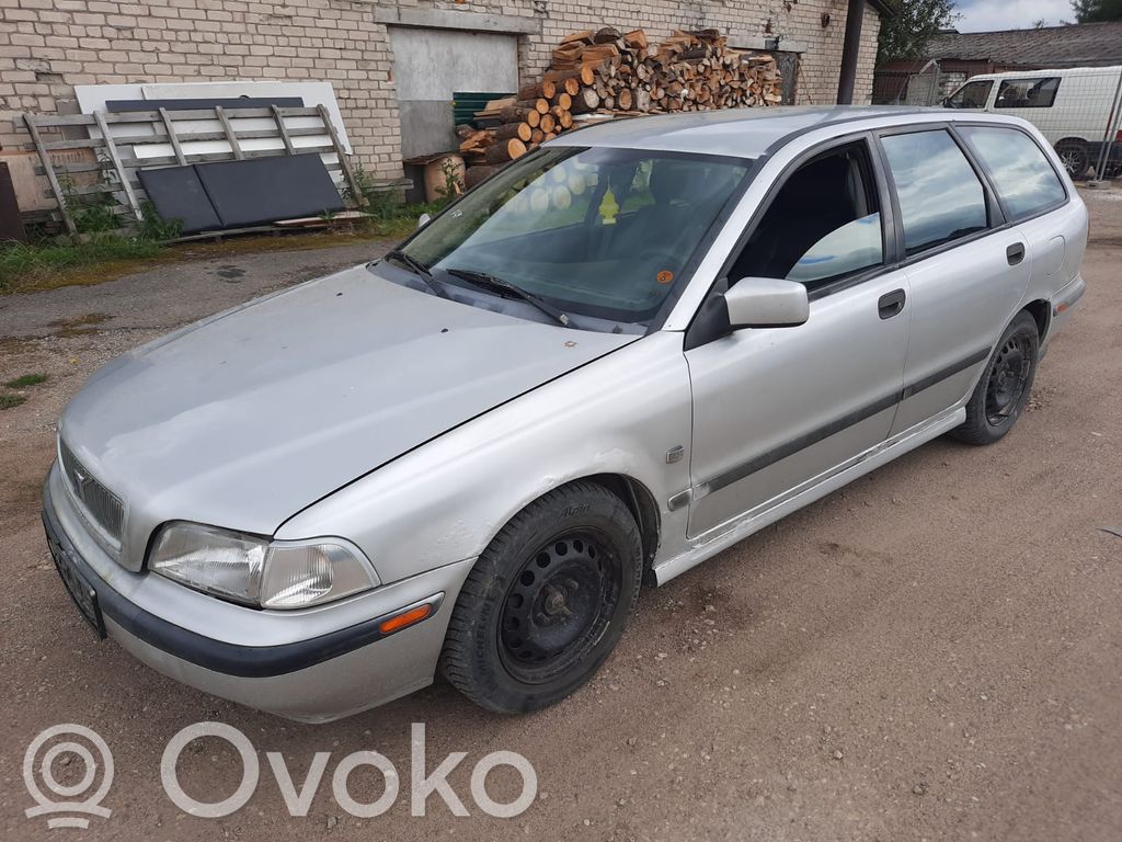S40, V40 S40, V40