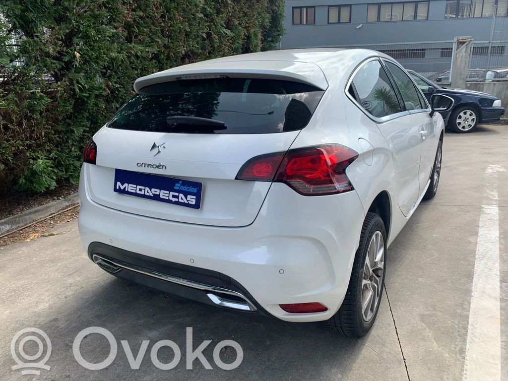 DS4 DS4