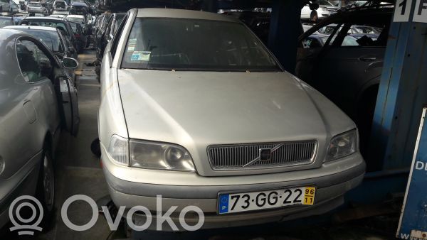 S40, V40 S40, V40