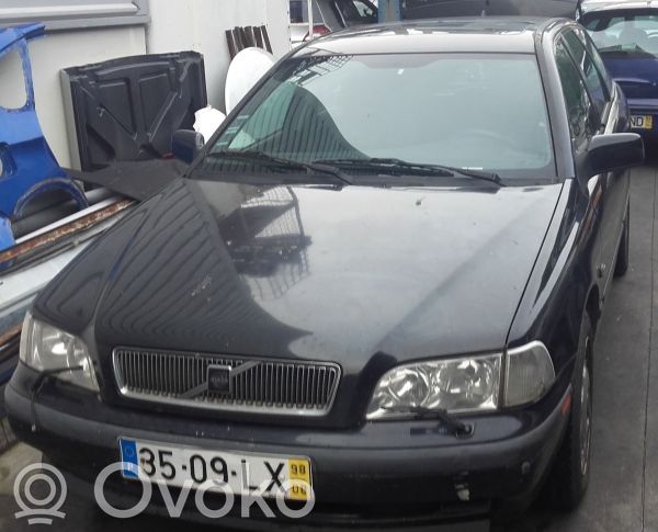 S40, V40 S40, V40