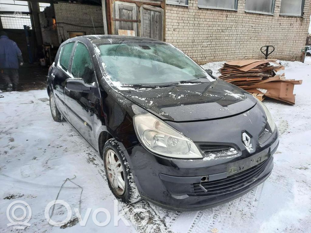 Clio III Clio  8200214896A