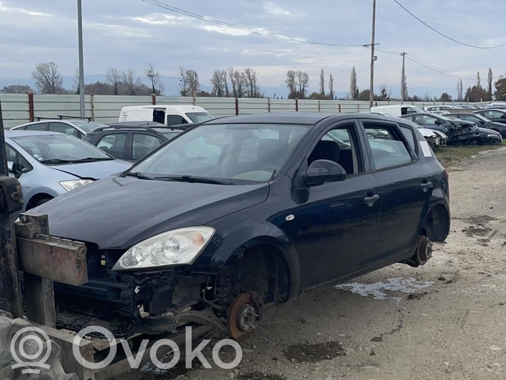Ceed Ceed, Ceed SW, Pro Ceed  373002B101