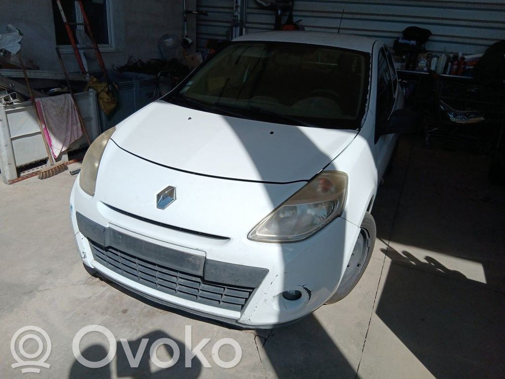Clio III Clio  8200565645