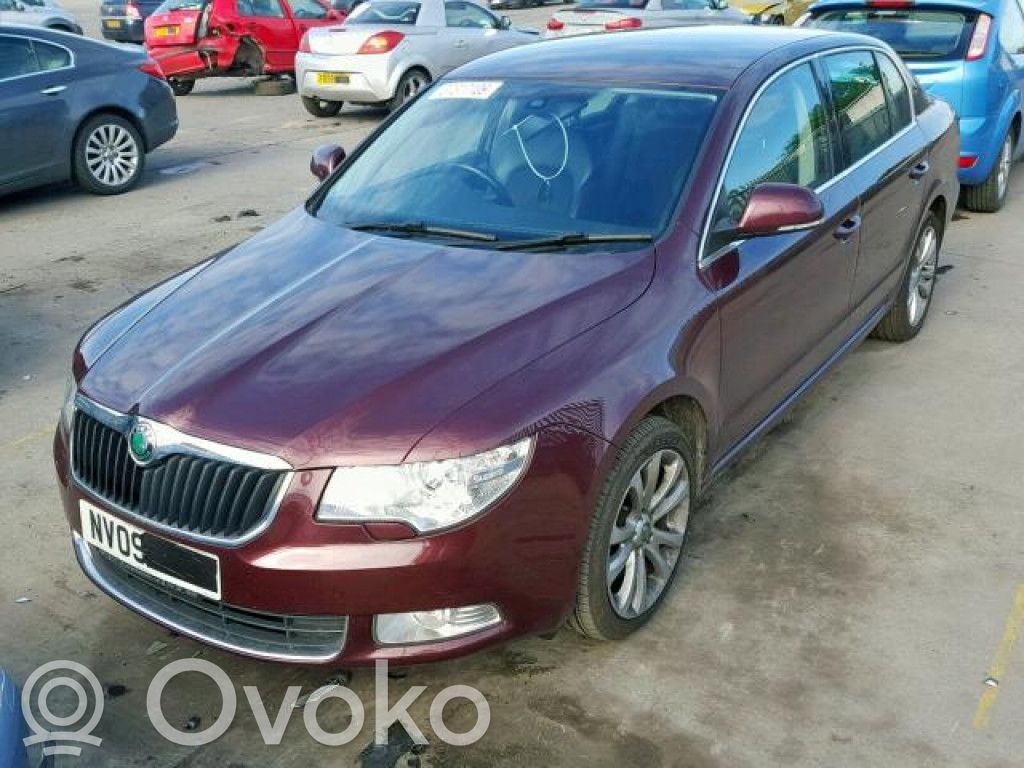 Superb B6 (3T) Superb  1K0199262CB