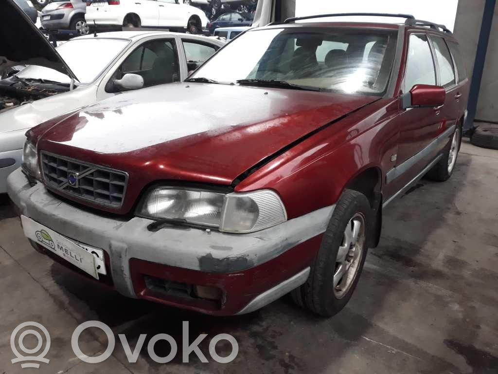 V70 S70, V70, V70 XC  9157799