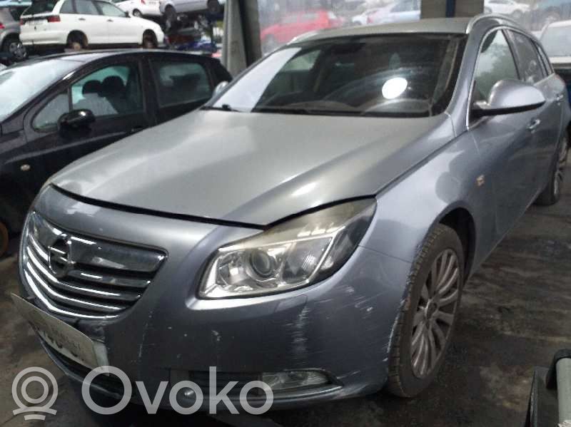 Insignia A Insignia  0445110327