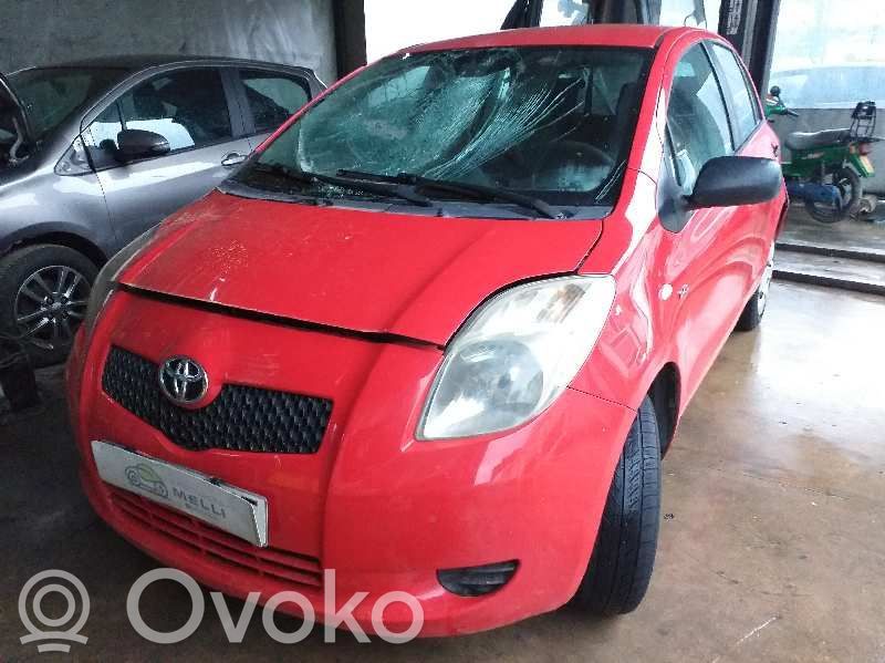 Yaris Yaris  692050D90