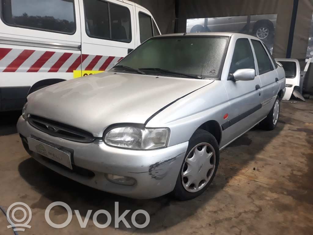 Escort Escort  928F12029CA