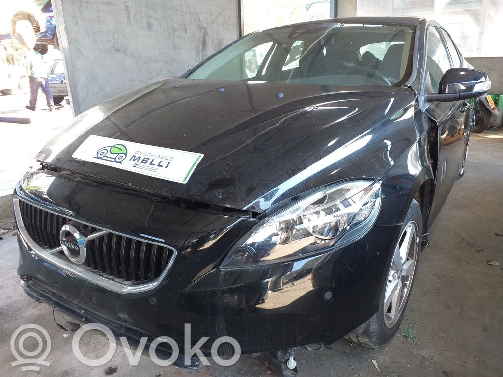 V40 S40, V40  AV6N18456AA