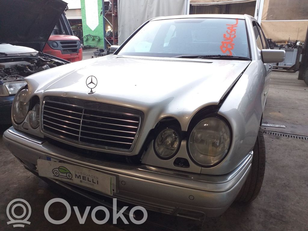 E W212 E-class, AMG (W124, W210, W211, W212, W213, C207, W238)  2106805236