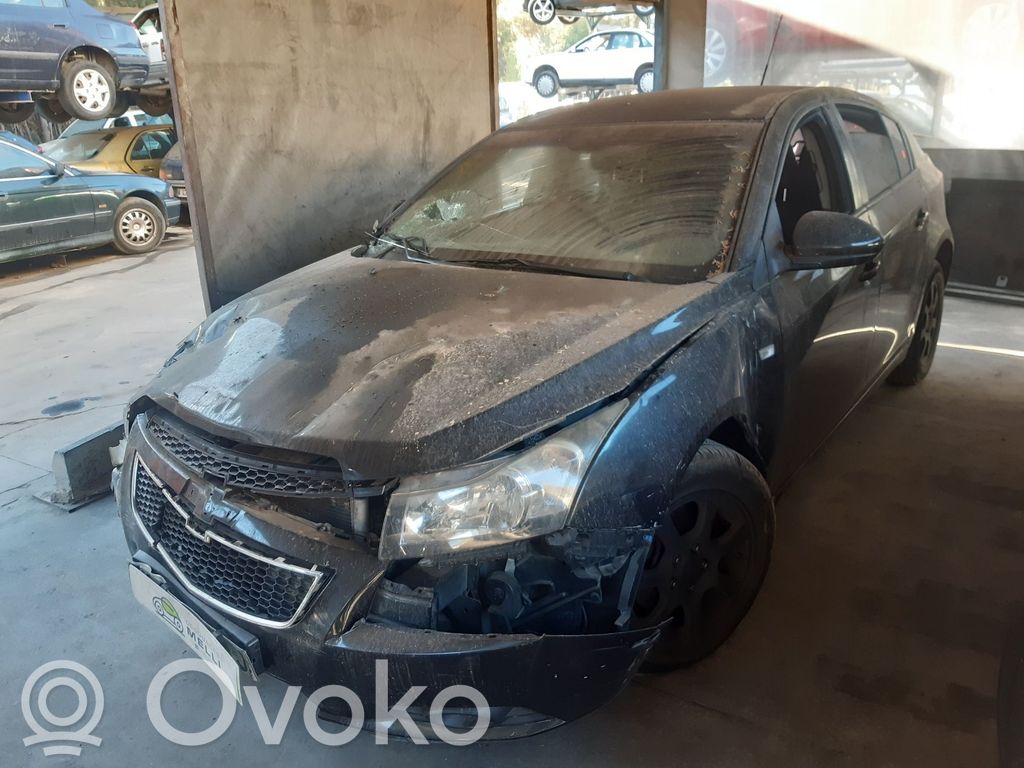 Cruze Cruze  95214143