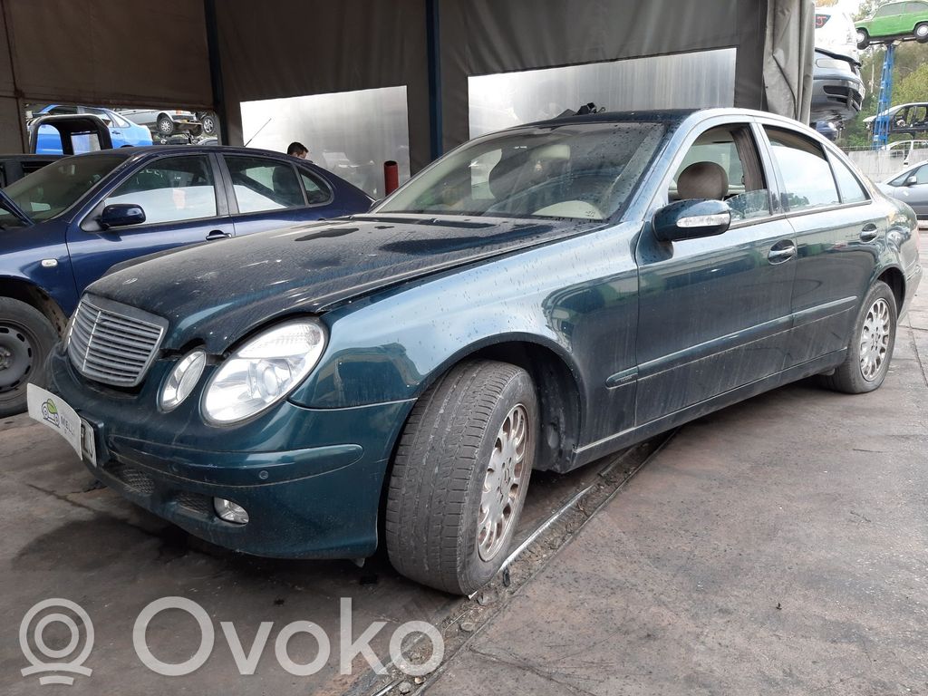 E W211 E-class, AMG (W124, W210, W211, W212, W213, C207, W238)  2118200426