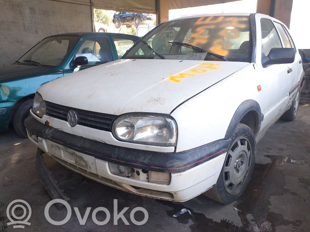 Golf III Golf  1H0820413