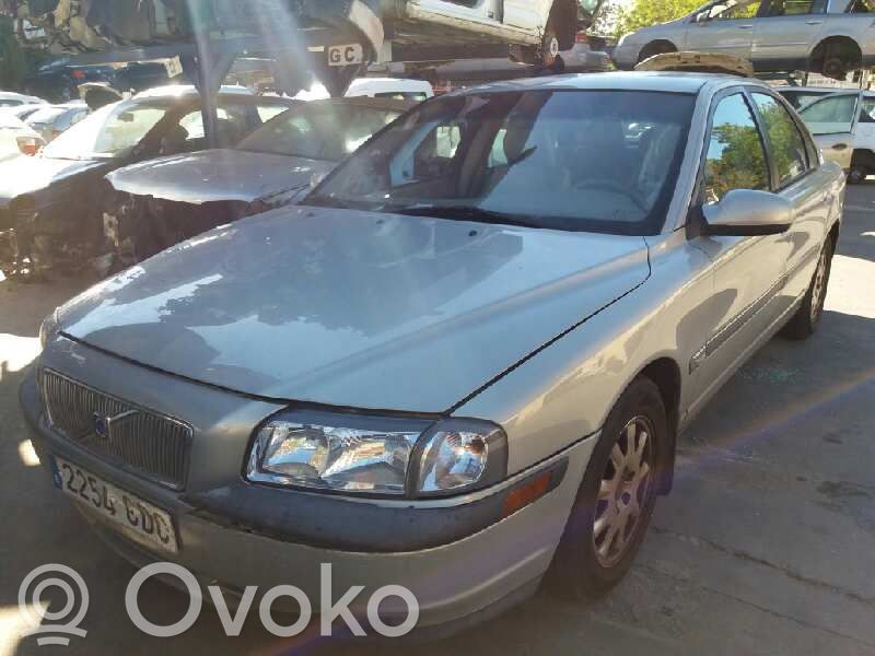 S80 S80  9483553