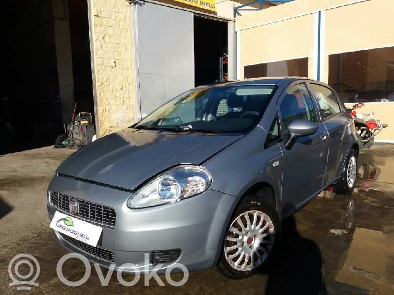 Grande Punto Grande Punto  0055200418
