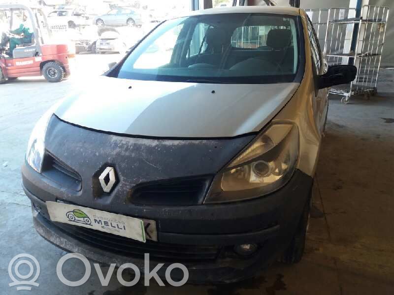 Clio III Clio  8200294229