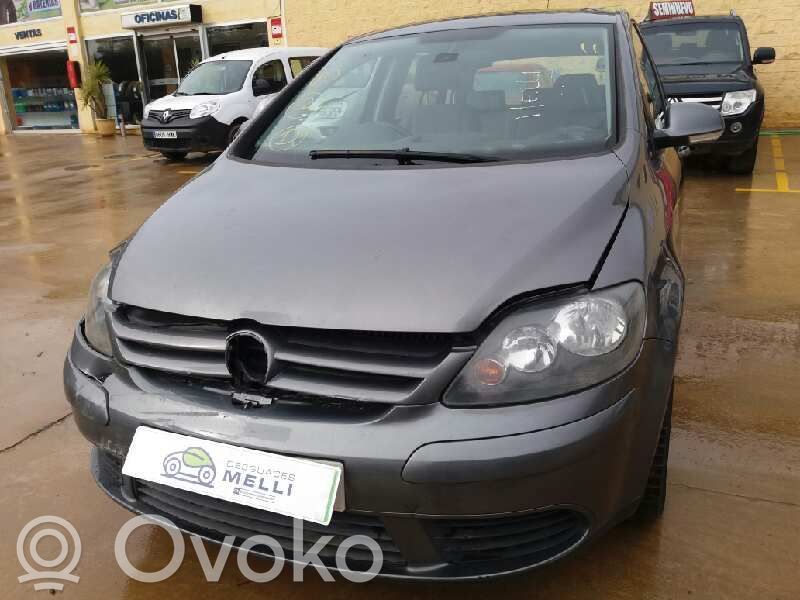 Golf Plus Golf  1K2614105AR