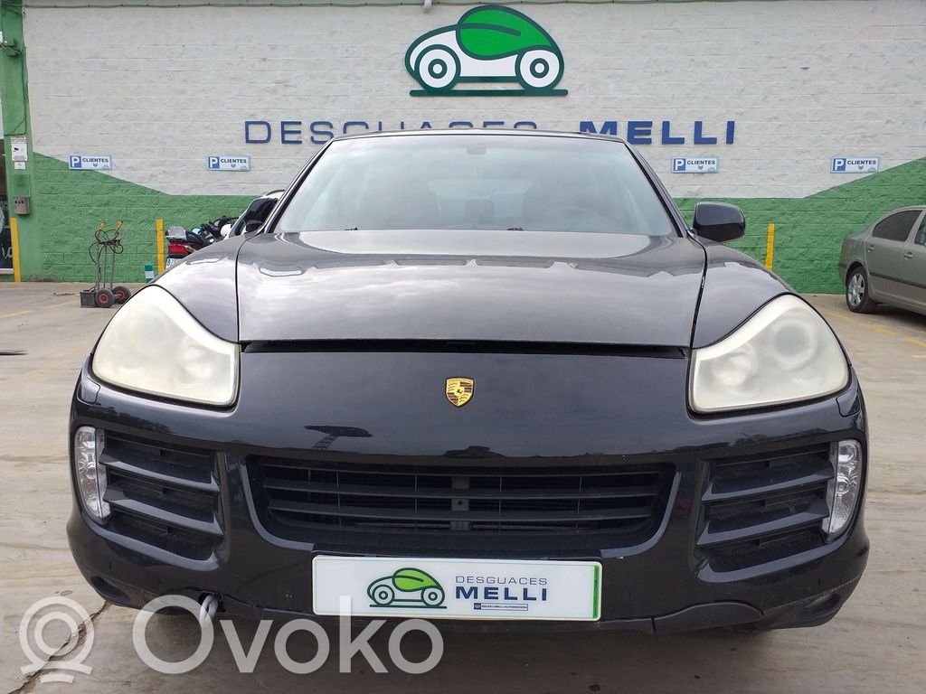 Cayenne (9PA) Cayenne  7L5857095