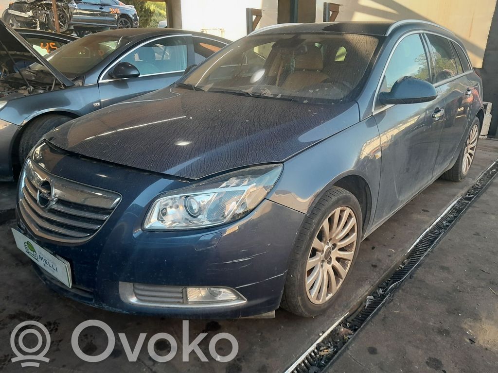 Insignia A Insignia  20912838