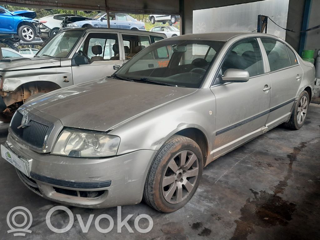 Superb B5 (3U) Superb  3B0857551