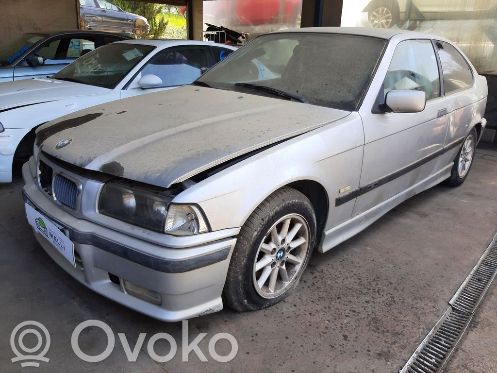 3 E36 Series 3  1092432