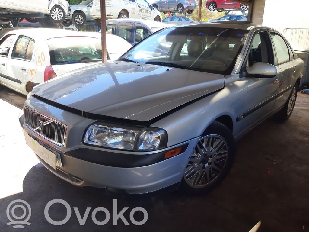 S80 S80  9442841