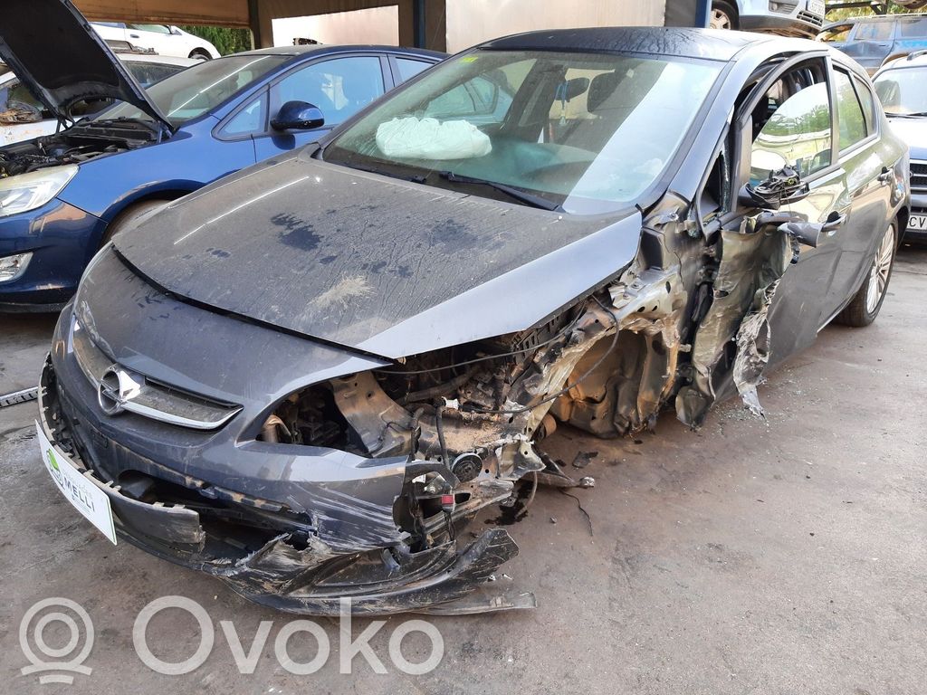 Astra J Astra  13301682