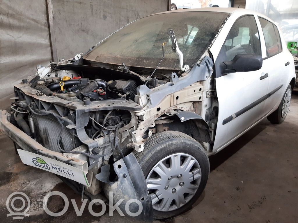 Clio III Clio  8200751242