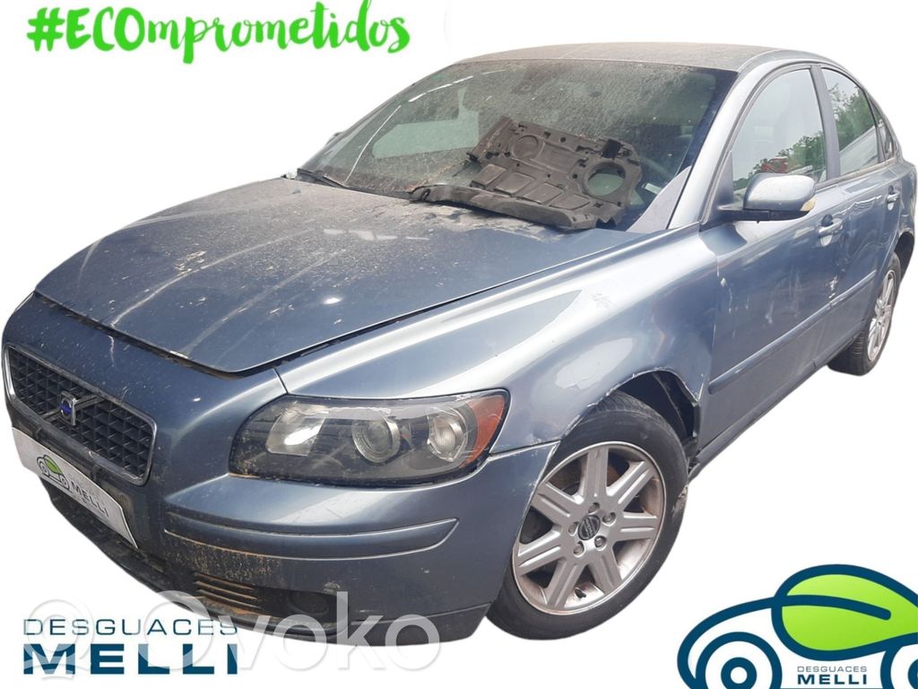 S40, V40 S40, V40  8682868