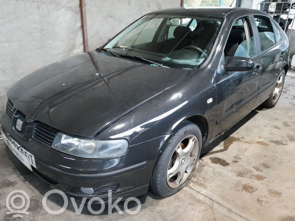 Leon (1M) Leon  3B0837207CFKZ