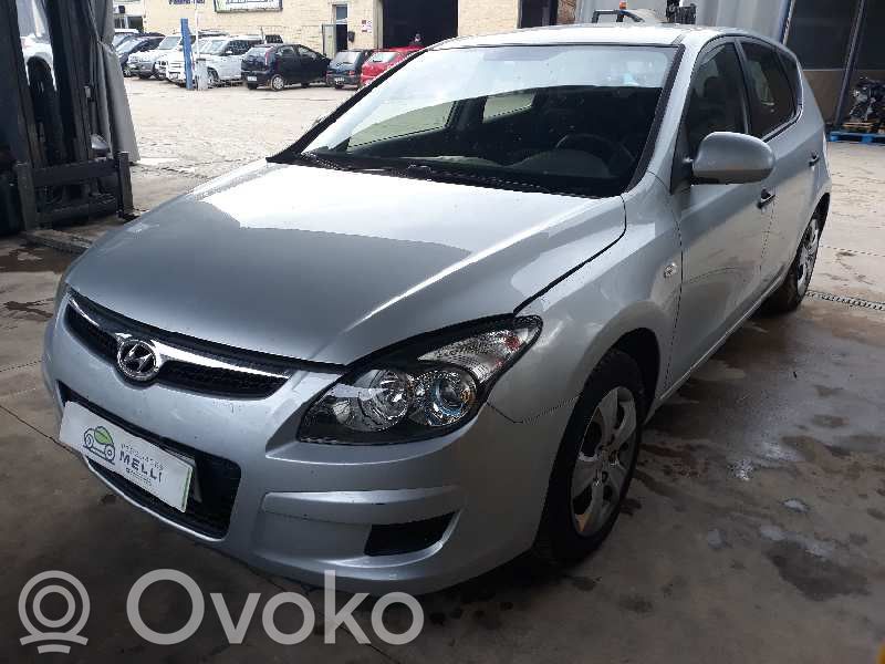 i30 i30  437202H000