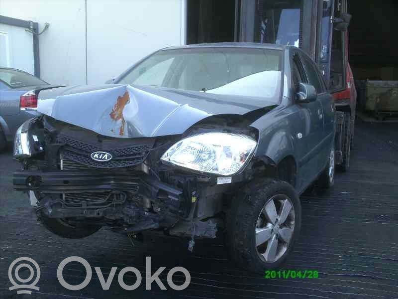 Rio Rio  836101G010