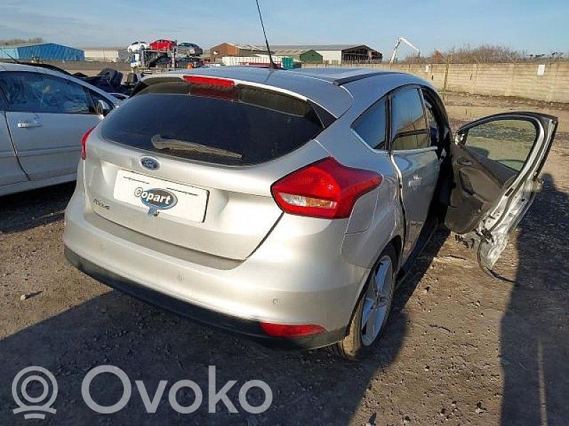 Focus Focus  AV6T13335AE