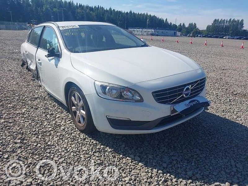 V60 V60, V60 Cross Country  31352771