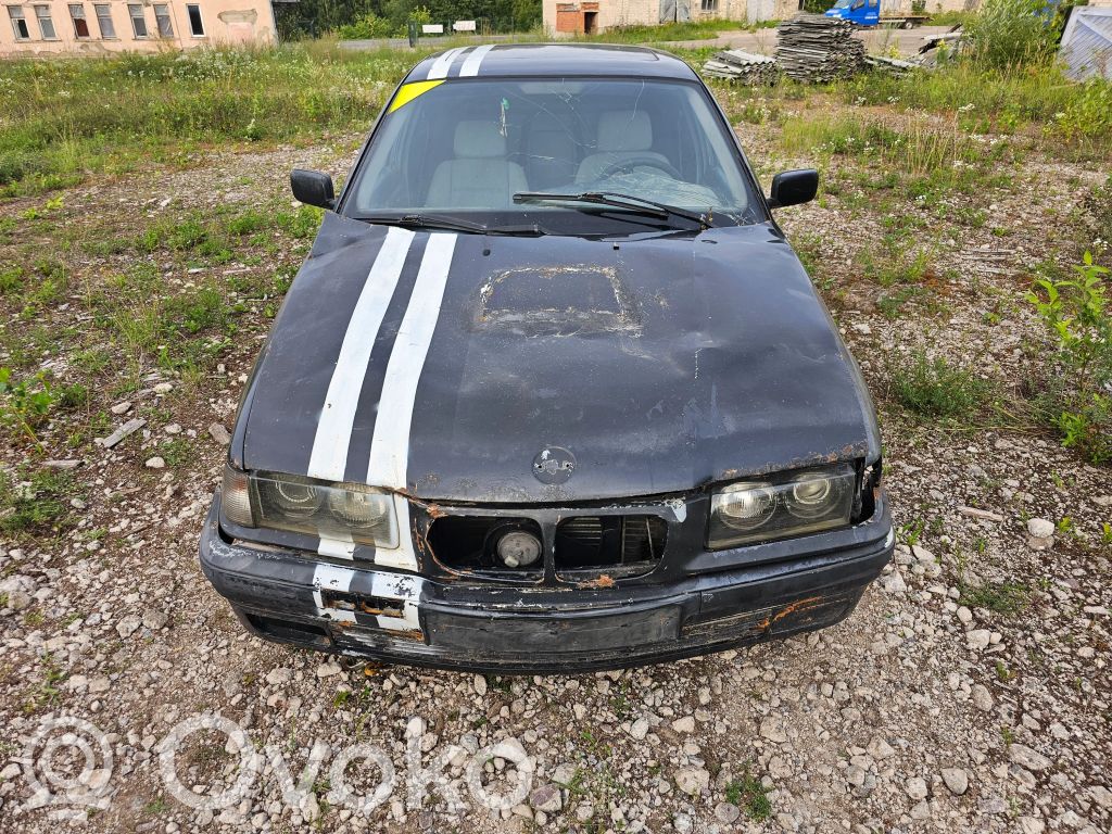 3 E36 Series 3  1387609